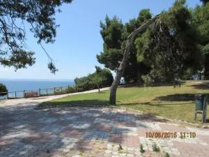 Litsa 2 - 梅塔诺佛希斯