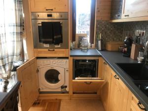 Gondola Flat Number 5