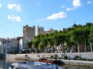 Appartements Le jardin de Saint Just : Appartement Supérieur avec Jardin