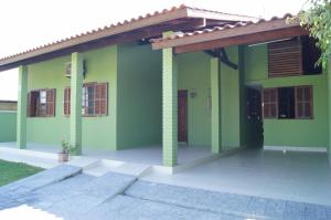 Casa 3 Dormitórios com Piscina