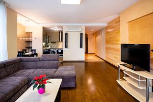 Old Riga Central Family Apartment