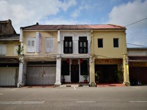 Colins Place