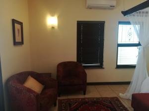 Moon and Sixpence Garden Guest House