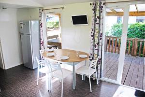 Campings Camping Village Le Vieux Port***** : photos des chambres