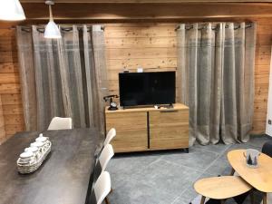 Chalets Chalet La Grange : photos des chambres