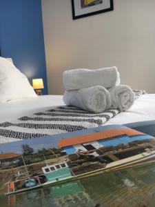 Hotels Les Bains Boyardville - Hotel et Restaurant : photos des chambres