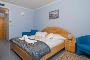 Special Offer - Double Room with Free Dinner and Parking room in Hotel Miramare