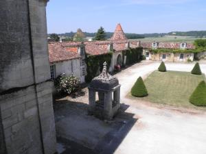 Maisons d'hotes Chambres d'Hotes et Gites du Chateau de Clauzuroux : photos des chambres