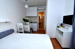 Apartments Annette - studio and two bedroom apartment with parking
