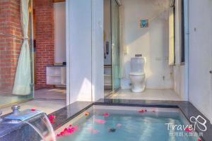 建築師湧泉泡湯會館 - Ubytování bez kategorie ve městě Dongshan