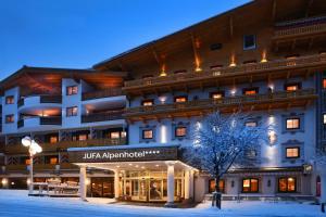 4 hvězdičkový hotel JUFA Alpenhotel Saalbach Saalbach Hinterglemm Rakousko