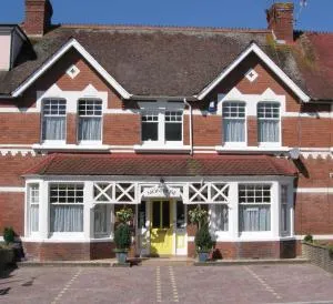 Montrose Guest House - Minehead