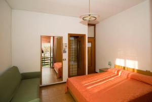 One-Bedroom Apartment room in Camping Hotel Au Lac De Como