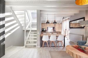 Era Cuma by FeelFree Rentals