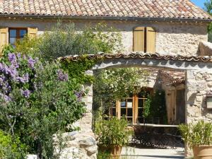 B&B / Chambres d'hotes La Ferme du petit Segries Bed and Breakfast : photos des chambres