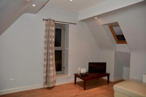 Apartment 3, Oakleigh House, Donnybrook Hill, Douglas Cork