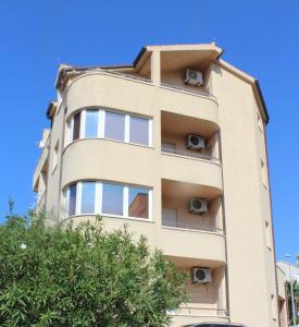 Apartman Magdalena Galileo sa pogledom na more i plazu