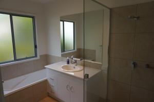 15 Esprit Drive Rainbow Shores