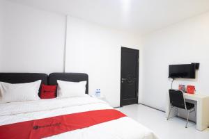 RedDoorz near IPB Dramaga Bogor