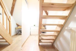 Appartements Colmar Historic Center - BELLE ALSACE - Studio Duplex 6 - BookingAlsace : photos des chambres