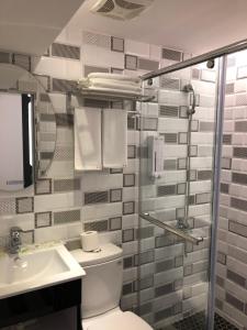 Phòng Tiêu chuẩn giường đôi  (Standard Double)