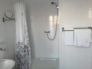 Hotels HOTEL DE STRASBOURG : photos des chambres