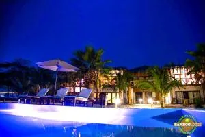 Bamboo Lodge - Canoas