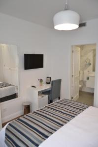 Edificio Charles 204