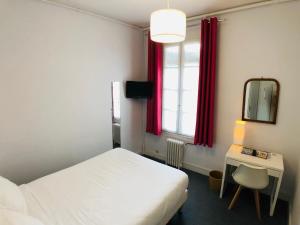 Hotels Cit'Hotel Le Volney : photos des chambres