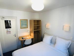 Hotels Cit'Hotel Le Volney : photos des chambres
