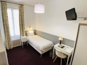 Hotels Cit'Hotel Le Volney : photos des chambres