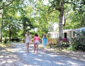 Campings L'Eden Vacances : photos des chambres