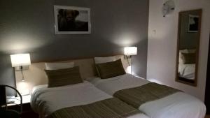 Hotels Hotel Tambourin : photos des chambres