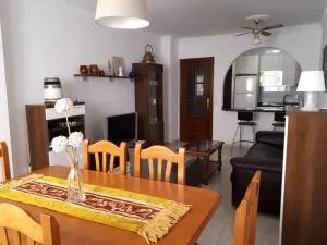 Calle Júzcar UK TV - La Cala de Mijas