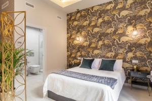 Mediterranean Flats Plaza Redonda