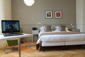 Double or Twin Room room in Villa Élyane