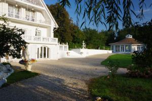 Pension Inlina apartmanok Kisr&eacute;cse Hungary