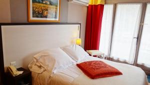 Hotels Le Mas des Ecureuils : photos des chambres