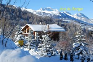 Chalets Le Clos Du Berger : photos des chambres