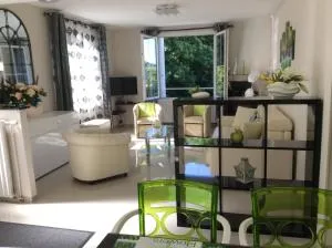 VILLA MAISON BLANCHE TULLE 1 à 4 personnes - Chanac-les-Mines