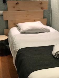 Hotels Hotel de Bretagne : Chambre Simple - Non remboursable