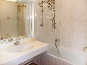 Appartements Apartment Le Stadium-5 by Interhome : photos des chambres