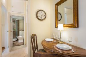 Chic flat in Kolonaki next to American Embassy