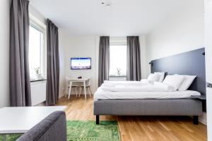 Studio room in ApartDirect Linköping Arena
