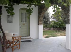 Giannakas Studios Sifnos Greece