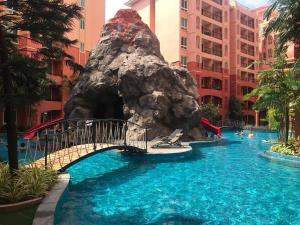 Seven Seas Condo Resort