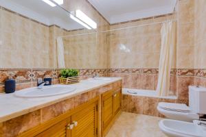 Atlântico View - Beach front - Quarteira