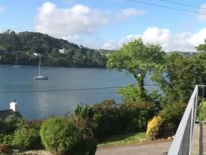 Shearwater Self Catering - Leap