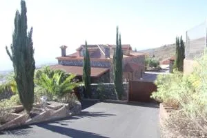 LAS MORADITAS, CHALET con PISCINA PRIVADA - La Concepción