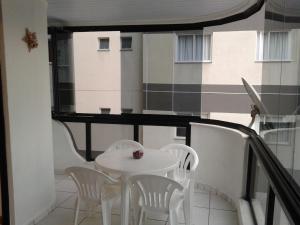 Apartamento em Meia Praia, Itapema, SC.